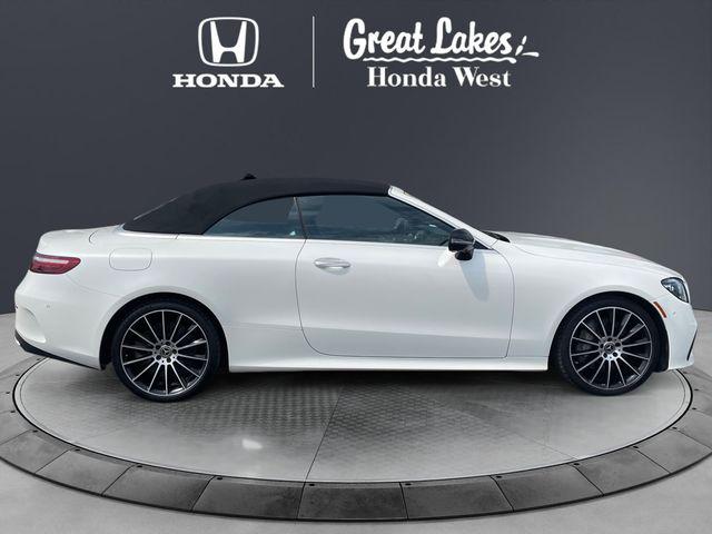 MERCEDES-BENZ E-CLASS - 6