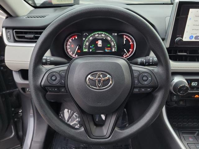 2025 Toyota RAV4 XLE — миниатюра 25