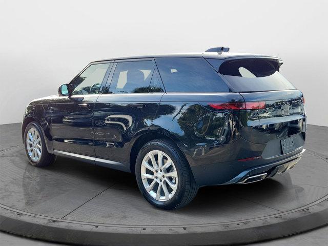 صورة 4 لـ 2025 LAND Rover RANGE ROVER SPORT P360 SE