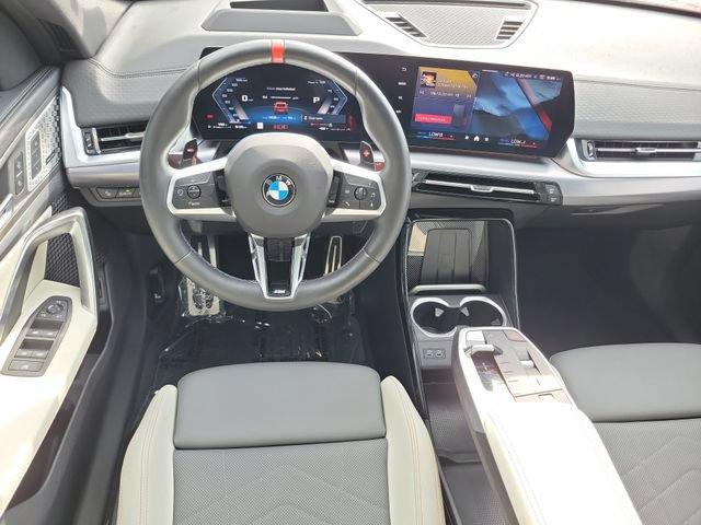 صورة 15 لـ 2025 BMW X2 M35I