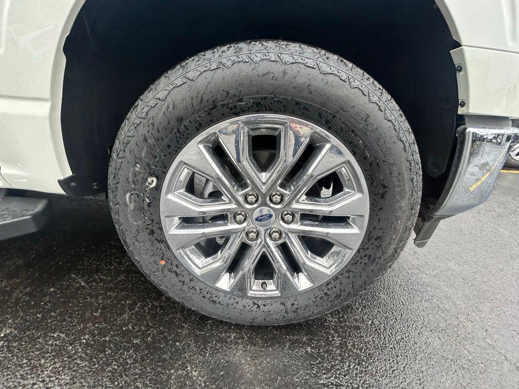FORD F-150 LARIAT - 10