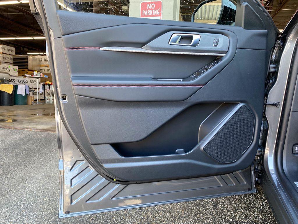 2026 FORD EXPLORER ST-LINE 照片 9