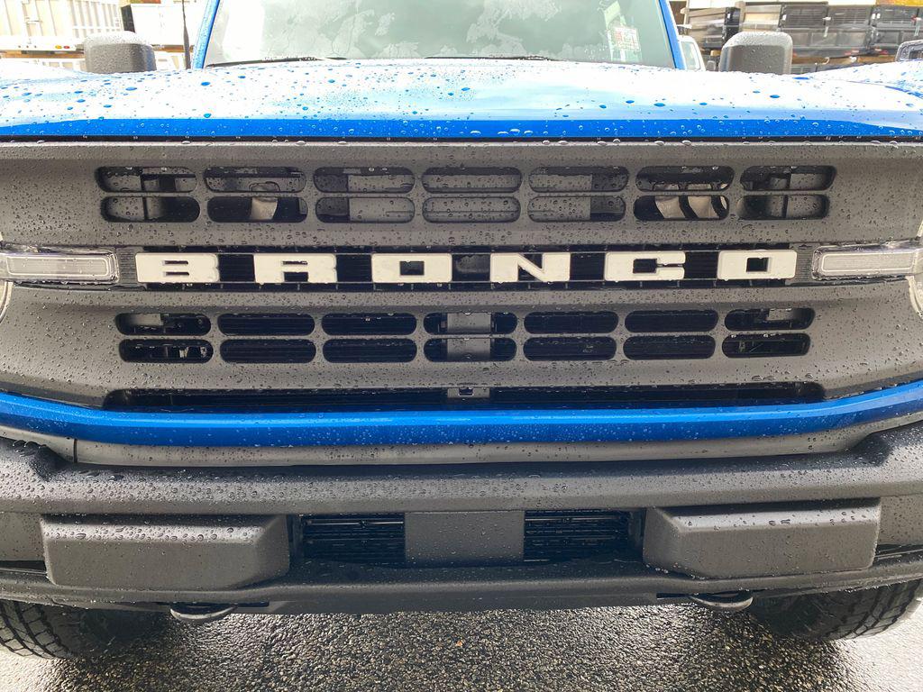 FORD BRONCO - 10