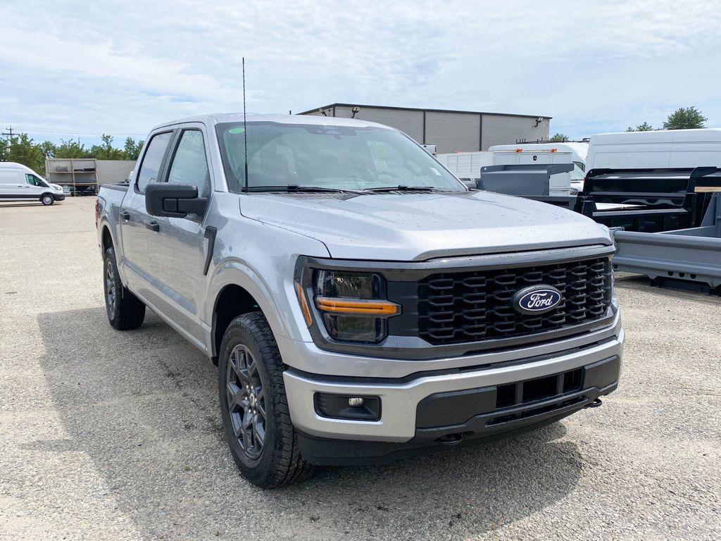 2026 FORD F-150 STX — фото 8