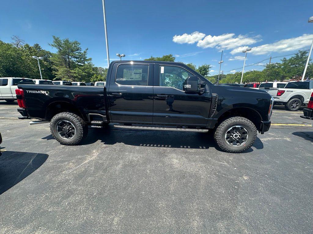 2026 FORD F-250 LARIAT — фото 4