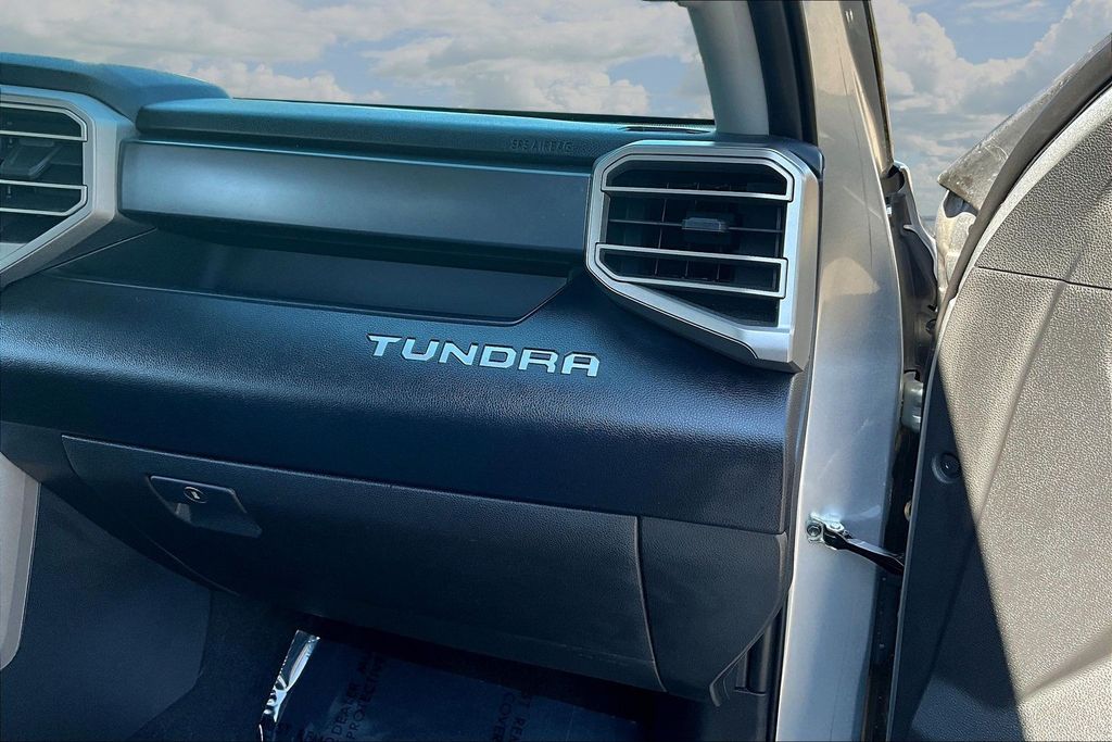 صورة مصغرة 27 لـ 2022 Toyota TUNDRA SR5
