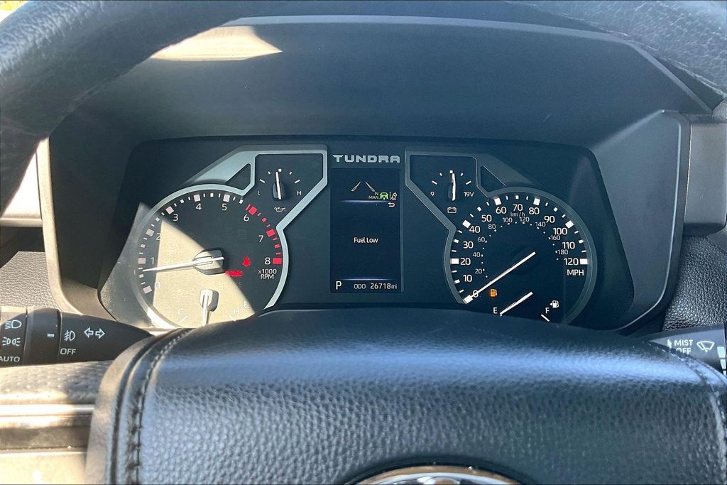 صورة مصغرة 14 لـ 2022 Toyota TUNDRA SR5