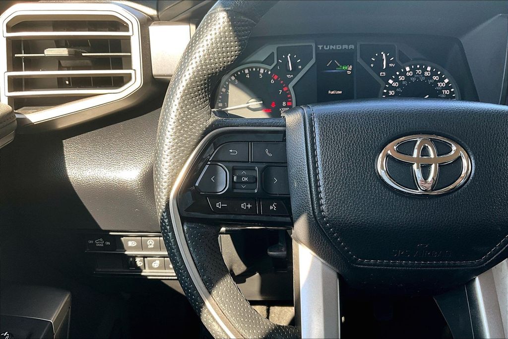 صورة مصغرة 12 لـ 2022 Toyota TUNDRA SR5