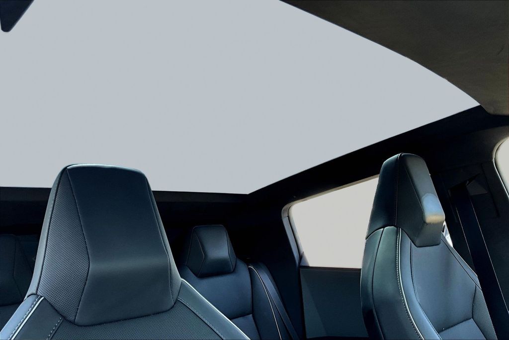 صورة مصغرة 25 لـ 2024 Tesla CYBERTRUCK BASE
