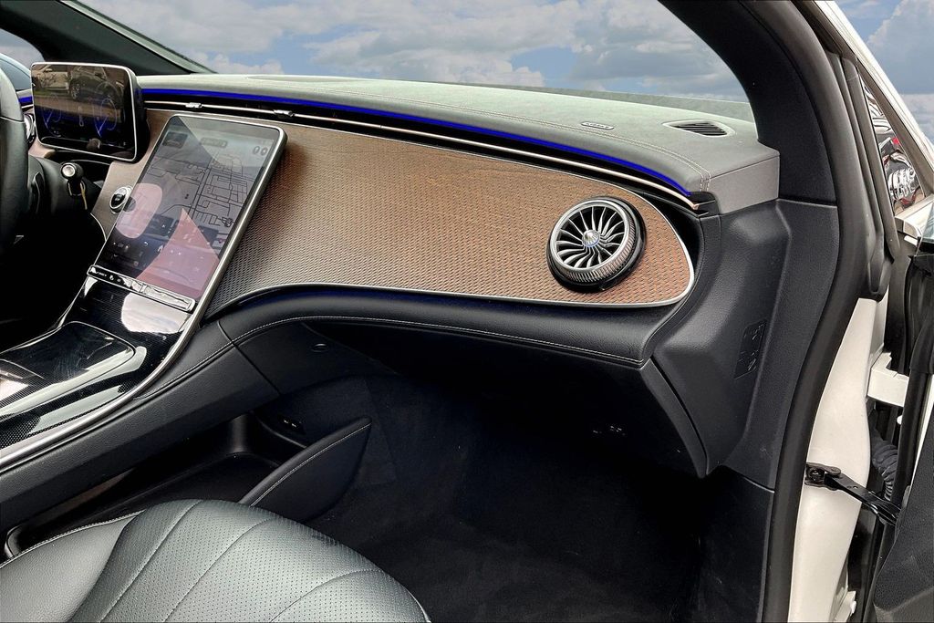 2023 Mercedes-BENZ EQE 缩略图 26