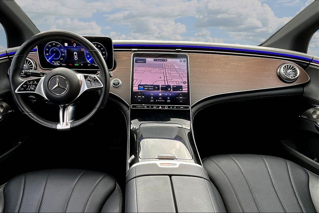 صورة 7 لـ 2023 Mercedes-BENZ EQE