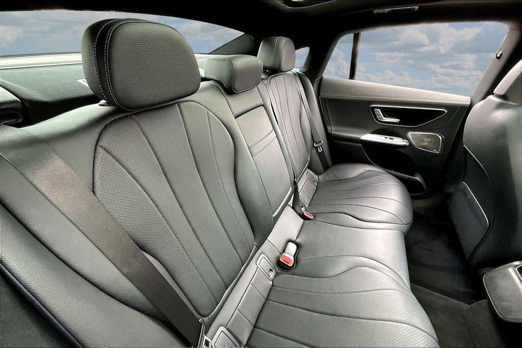 2023 Mercedes-BENZ EQE 缩略图 25