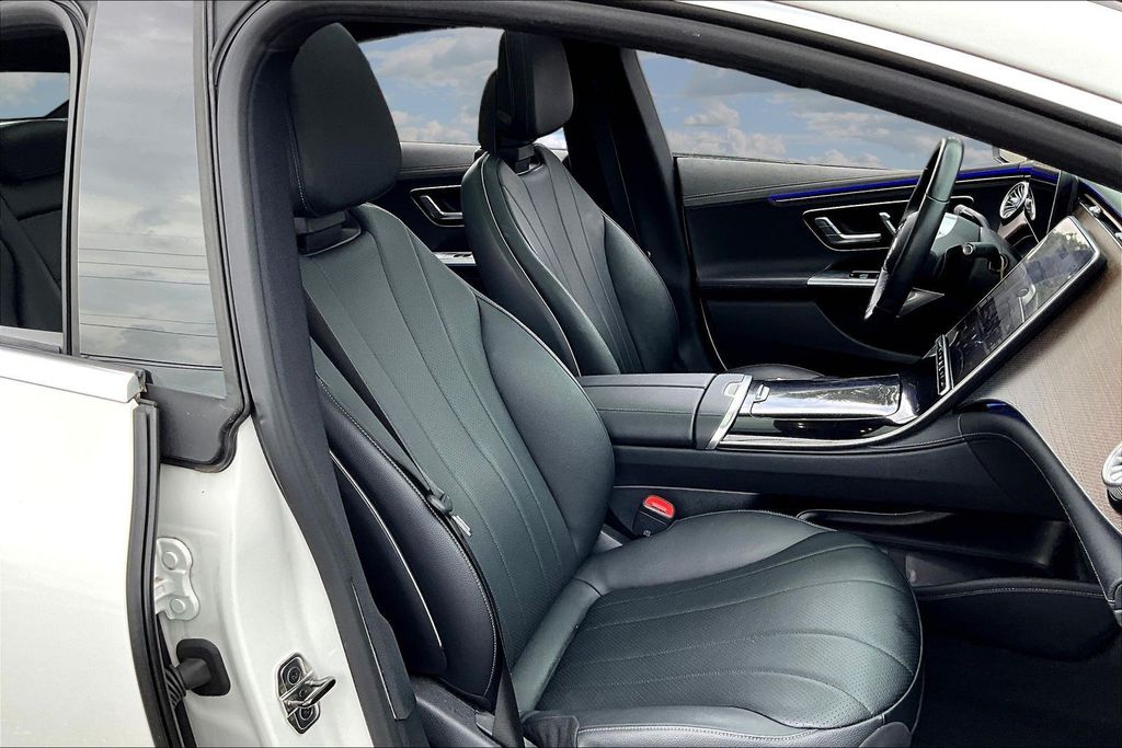 2023 Mercedes-BENZ EQE 缩略图 29