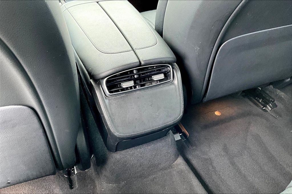 2023 Mercedes-BENZ EQE photo 10