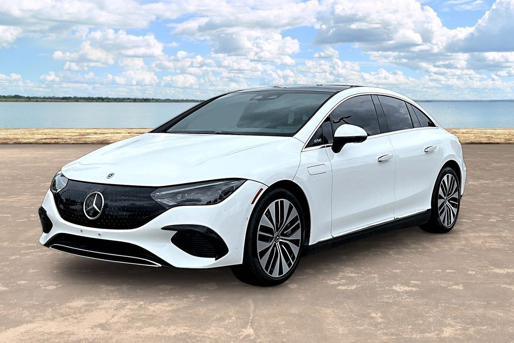 صورة 1 لـ 2023 Mercedes-BENZ EQE