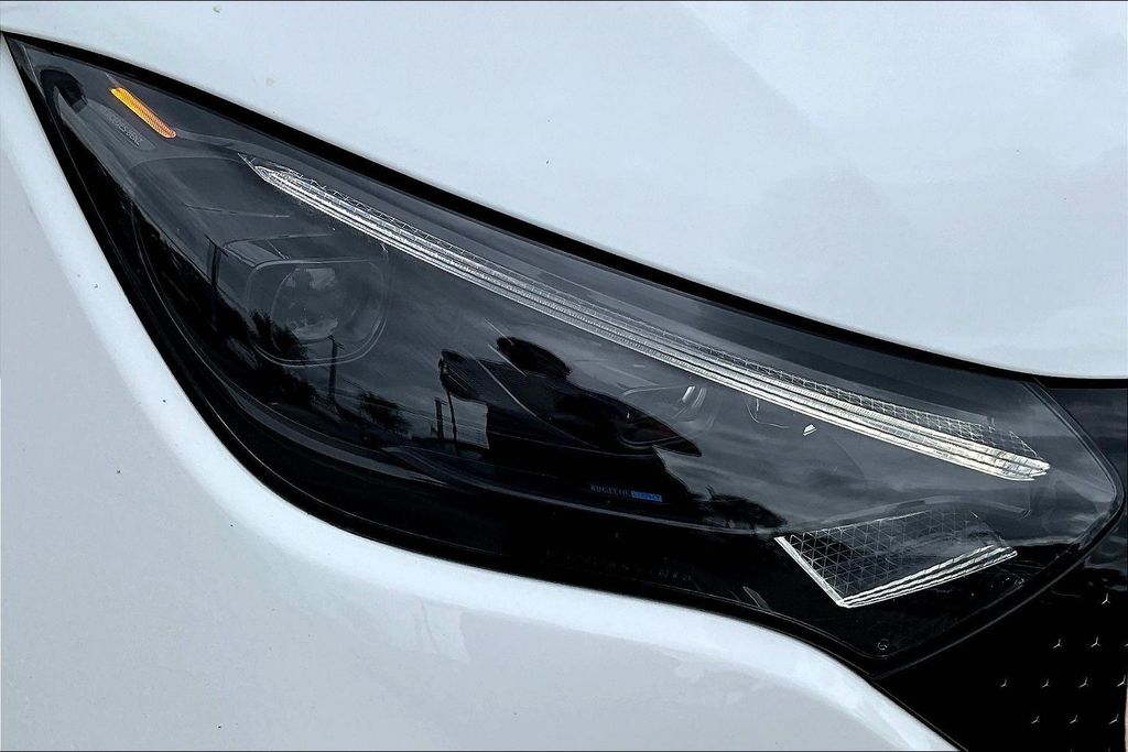 2023 Mercedes-BENZ EQE 缩略图 30