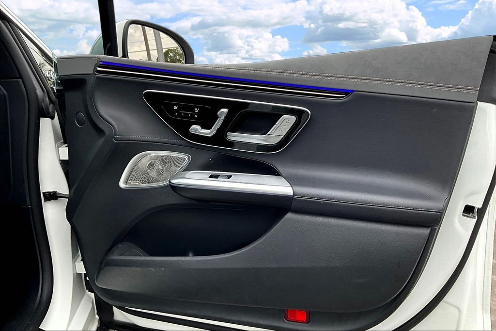 2023 Mercedes-BENZ EQE 缩略图 28