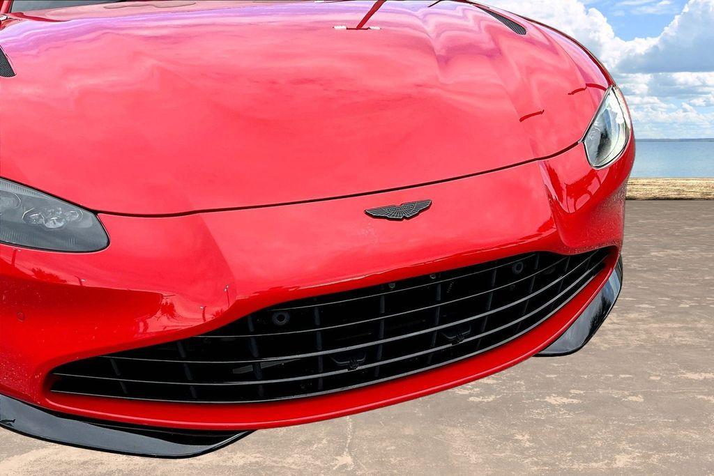 صورة مصغرة 33 لـ 2022 Aston Martin VANTAGE BASE