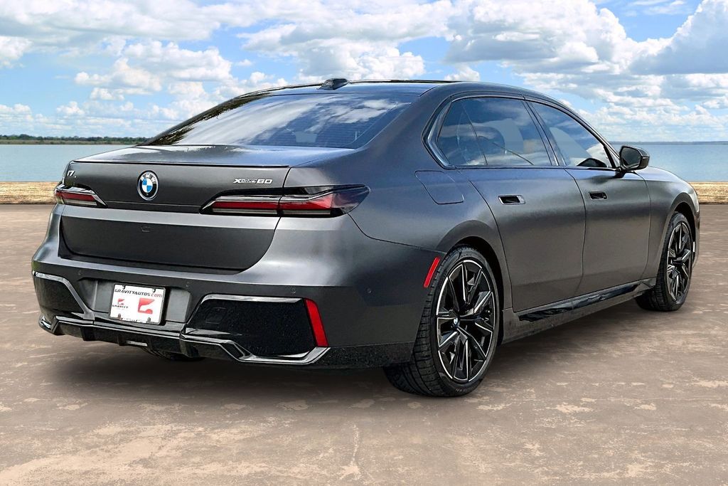 2023 BMW I7 XDRIVE60 photo 4