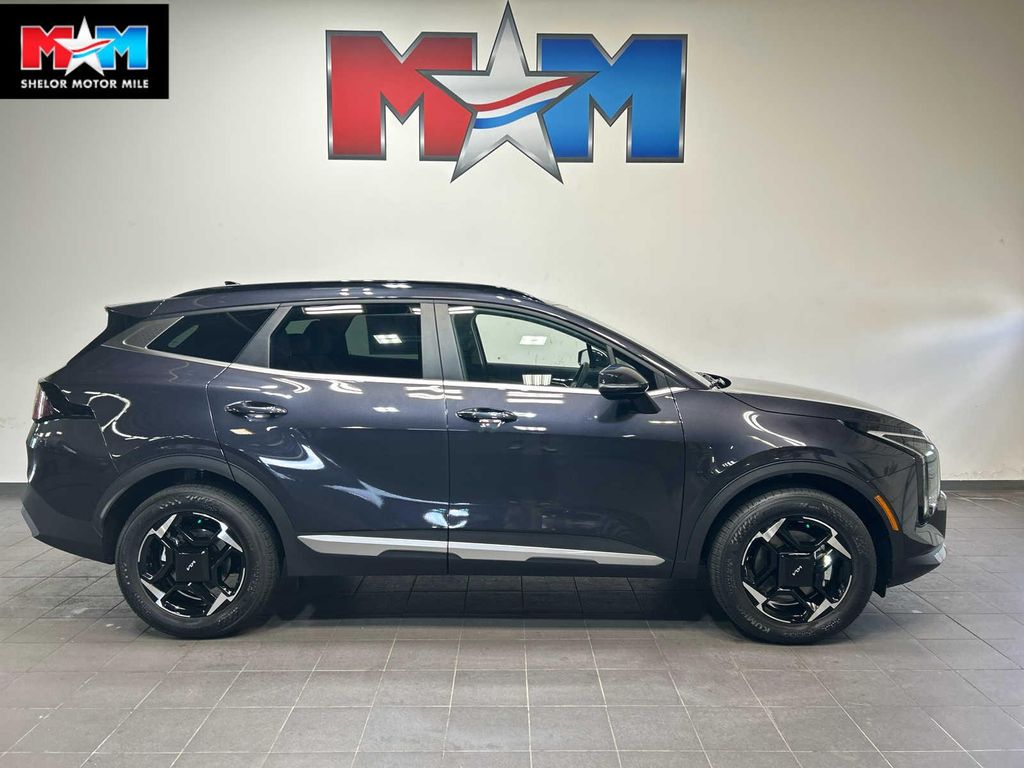 New 2026 Kia Sportage EX