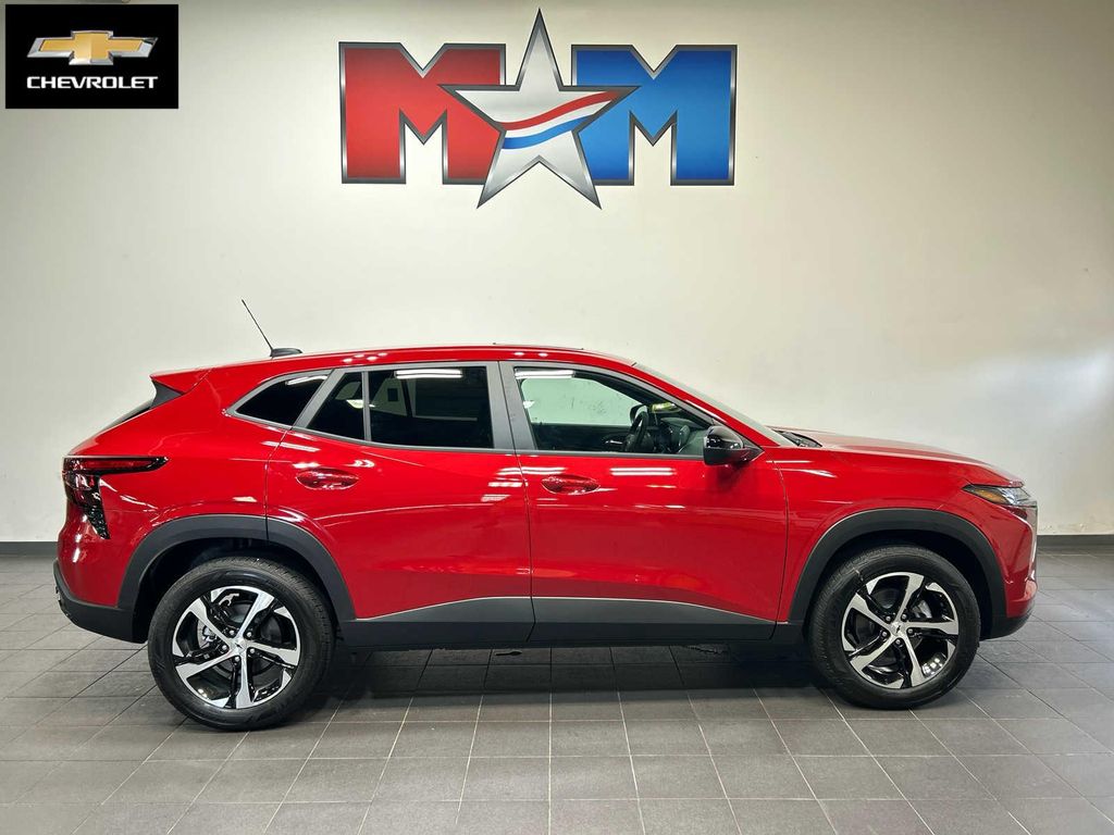 New 2026 Chevrolet Trax FWD 1RS