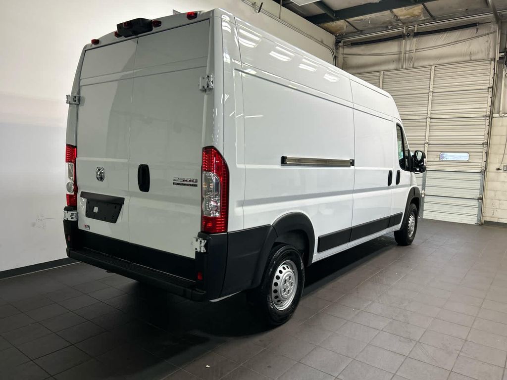 صورة 3 لـ 2024 RAM PROMASTER 2500 TRADESMAN