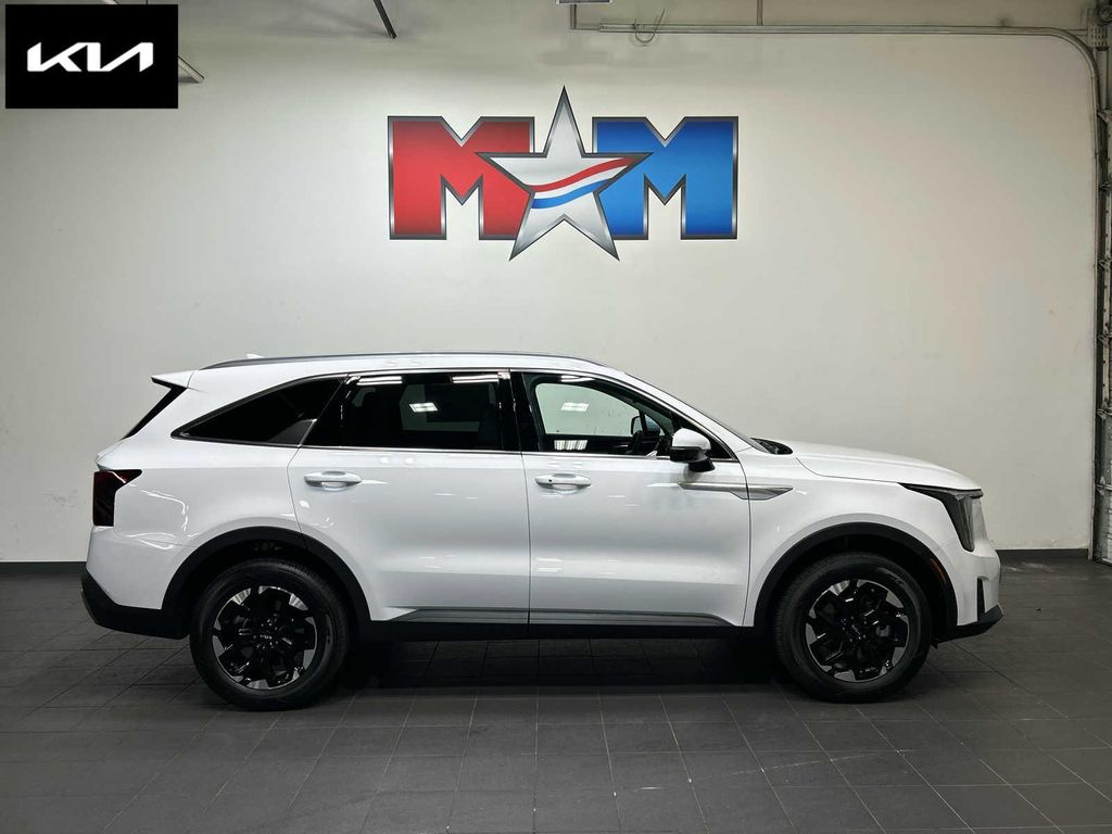 New 2026 Kia Sorento S