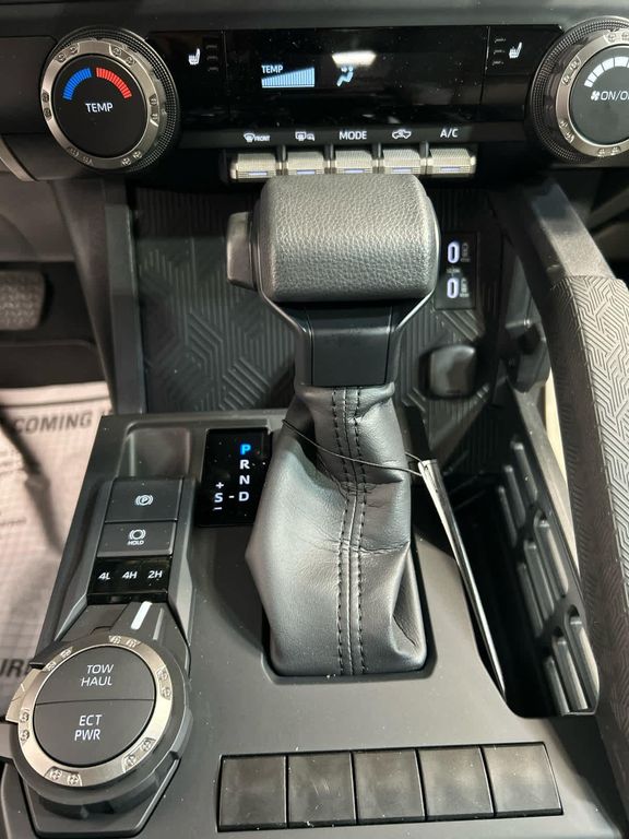 2026 Toyota TACOMA SR5 照片 7
