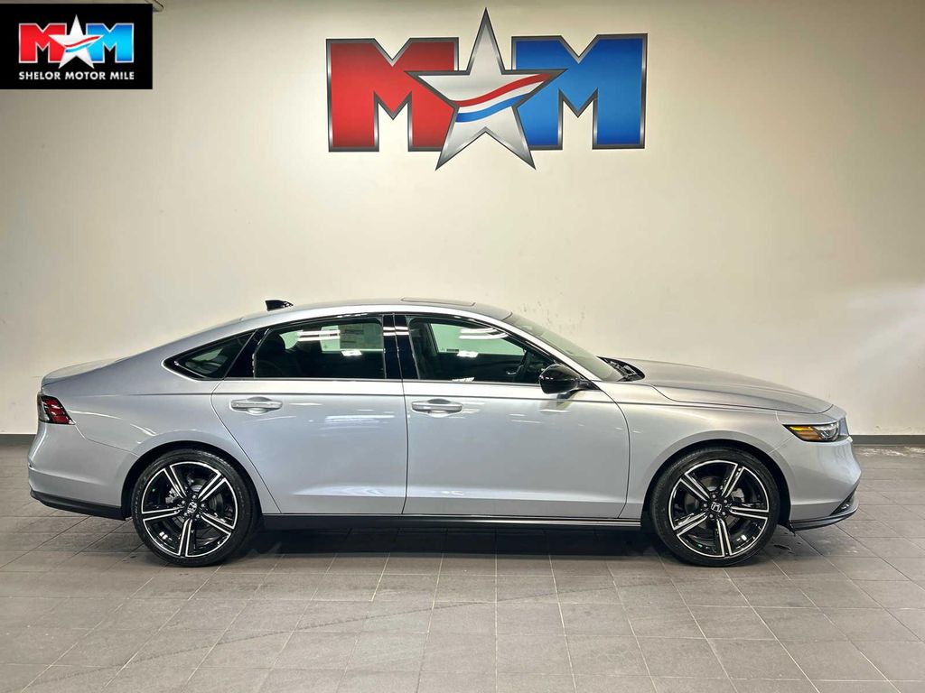 New 2026 Honda Accord SE