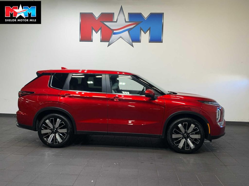 New 2026 Mitsubishi Outlander SE 2.5 S-AWC