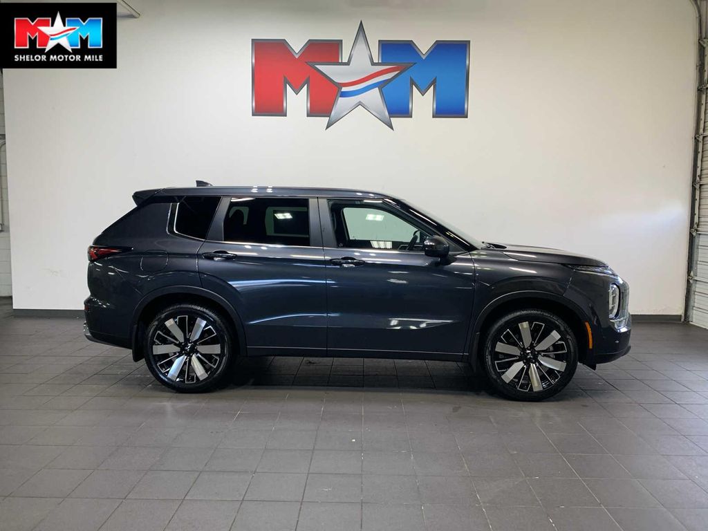 New 2026 Mitsubishi Outlander SE 2.5 S-AWC