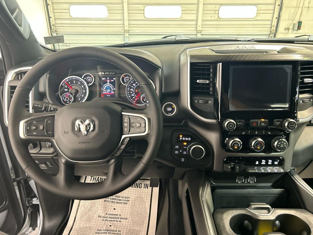 2026 RAM 1500 BIG HORN/LONE STAR — фото 9