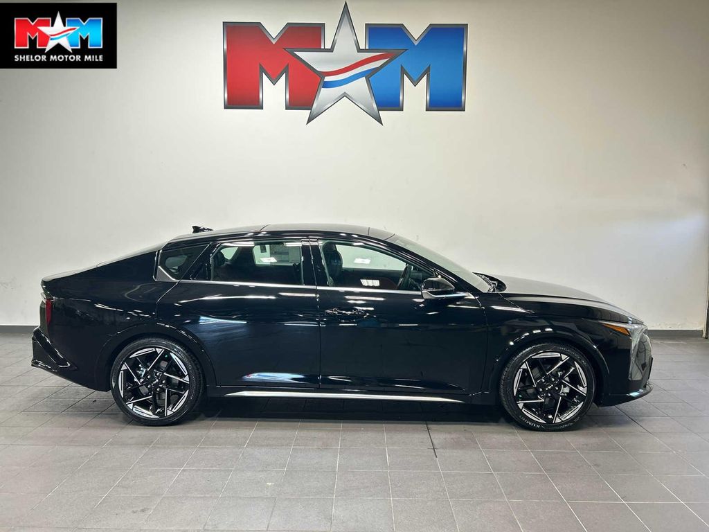 New 2026 Kia K4 GT-Line