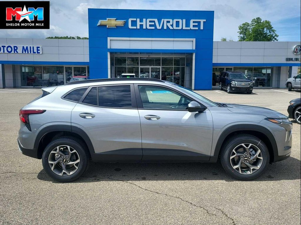 New 2026 Chevrolet Trax LT