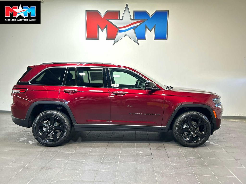 New 2026 Jeep Grand Cherokee Limited