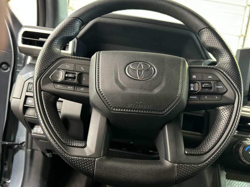 2026 Toyota TACOMA SR — фото 8