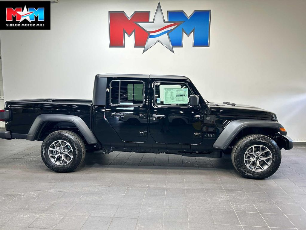New 2026 Jeep Gladiator Sport S