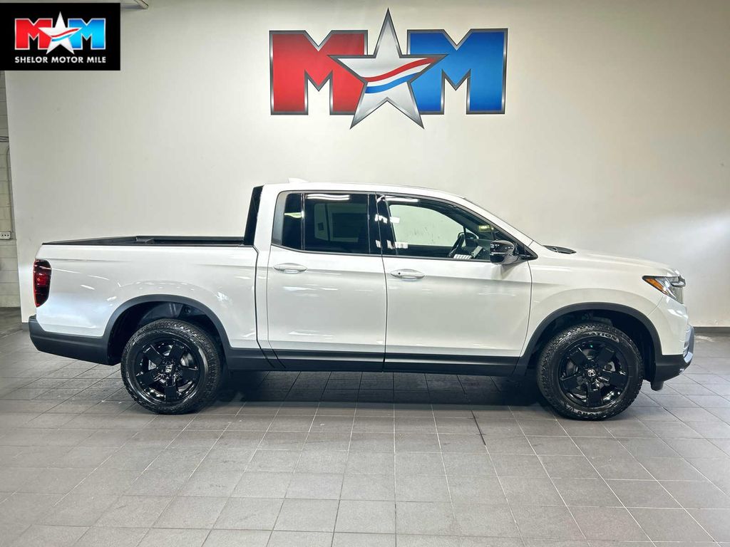 New 2026 Honda Ridgeline Black