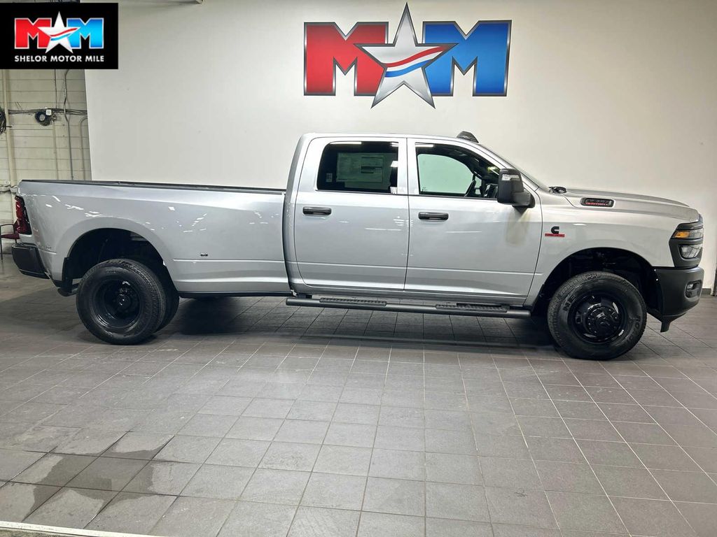 New 2026 RAM 3500 Tradesman Crew Cab 4x4 8' Box
