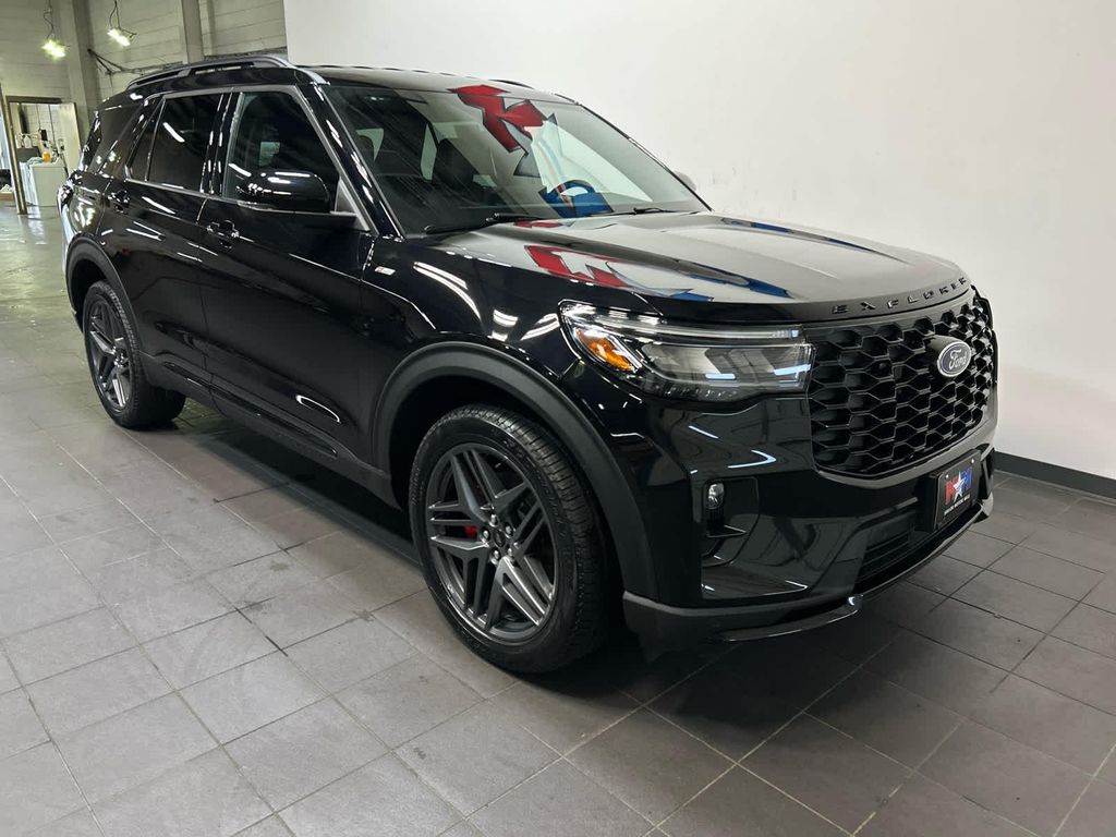 2025 FORD EXPLORER ST-LINE 缩略图 2