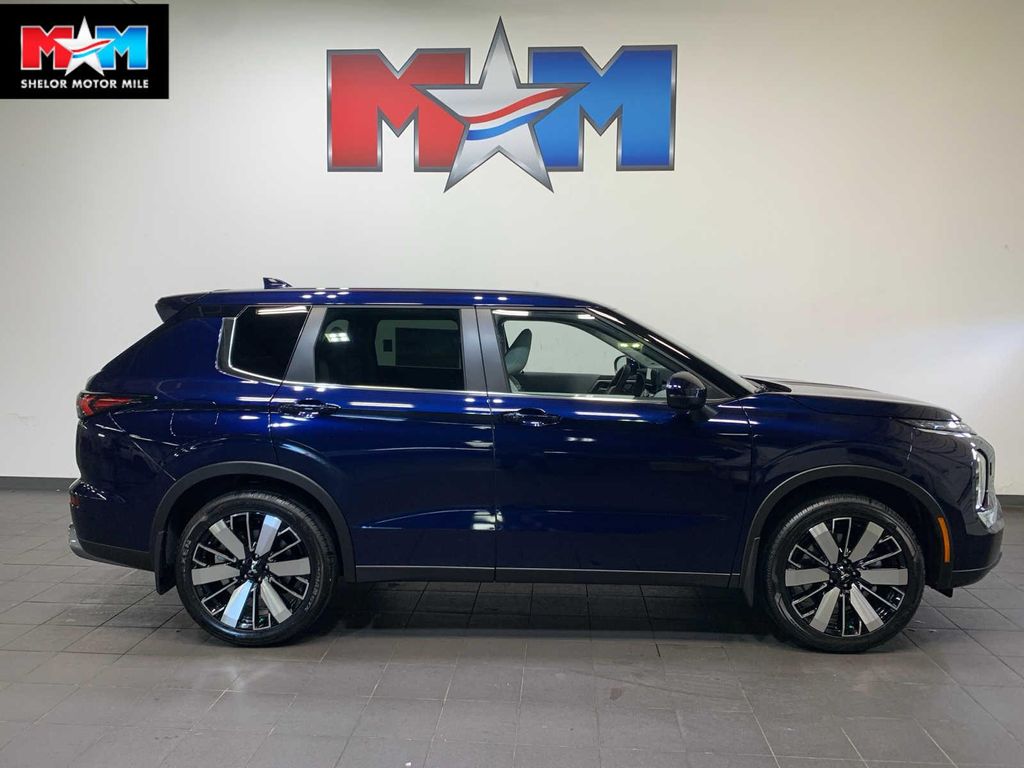 New 2026 Mitsubishi Outlander SE 2.5 S-AWC