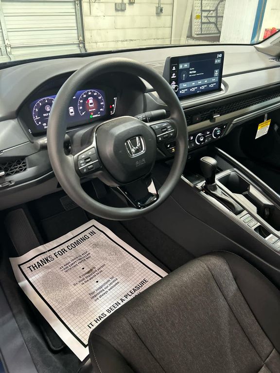2026 Honda ACCORD SE 缩略图 23