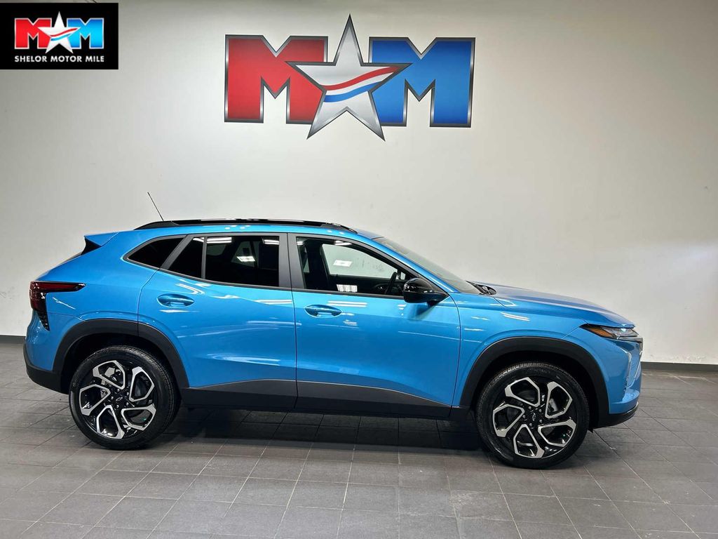 New 2026 Chevrolet Trax FWD 2RS