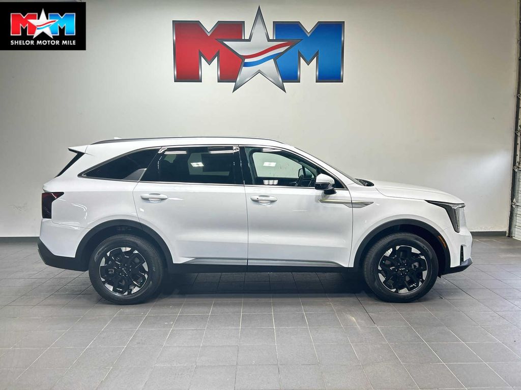 New 2026 Kia Sorento S