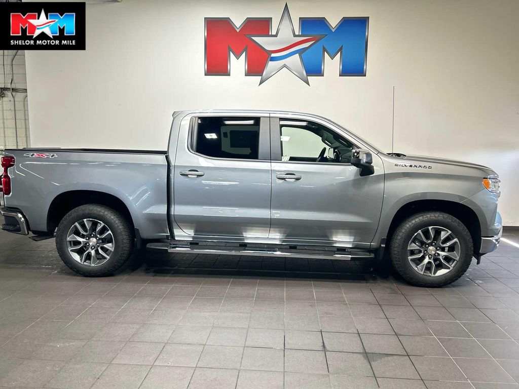 New 2026 Chevrolet Silverado 1500 LT