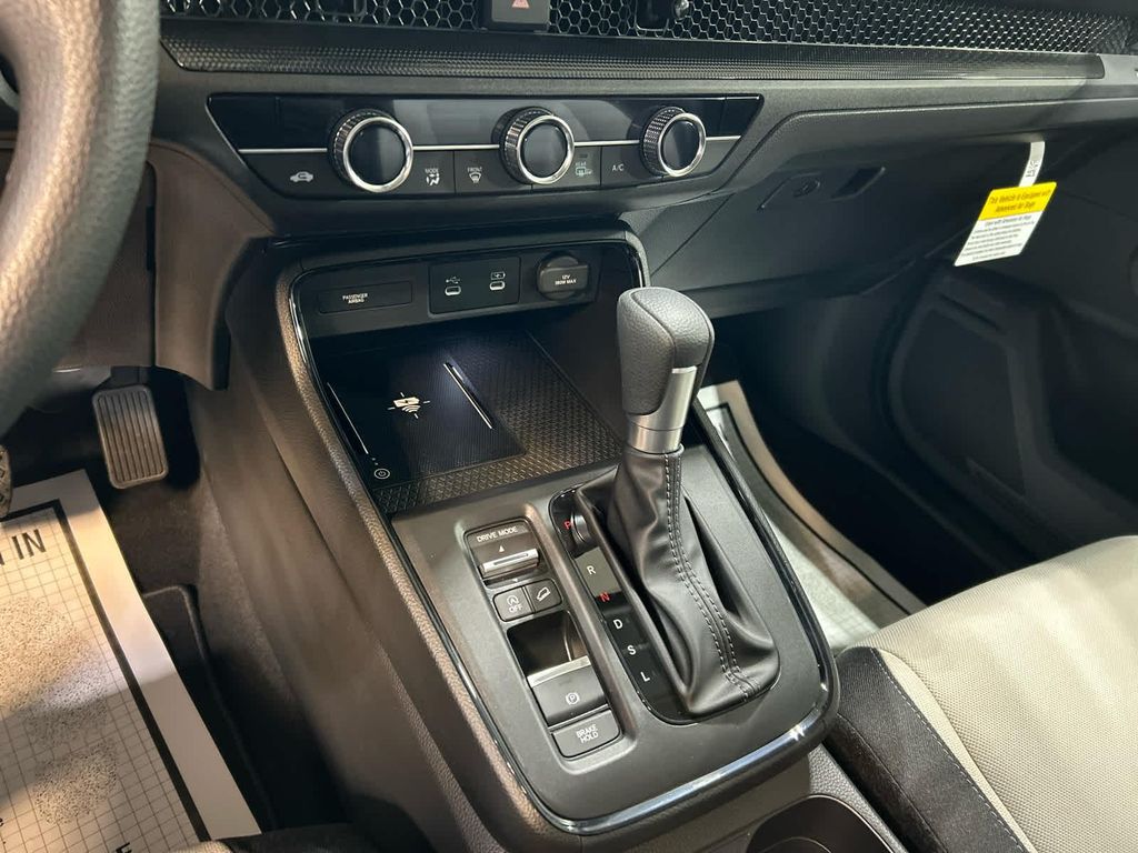 HONDA CR-V EX AWD - 8