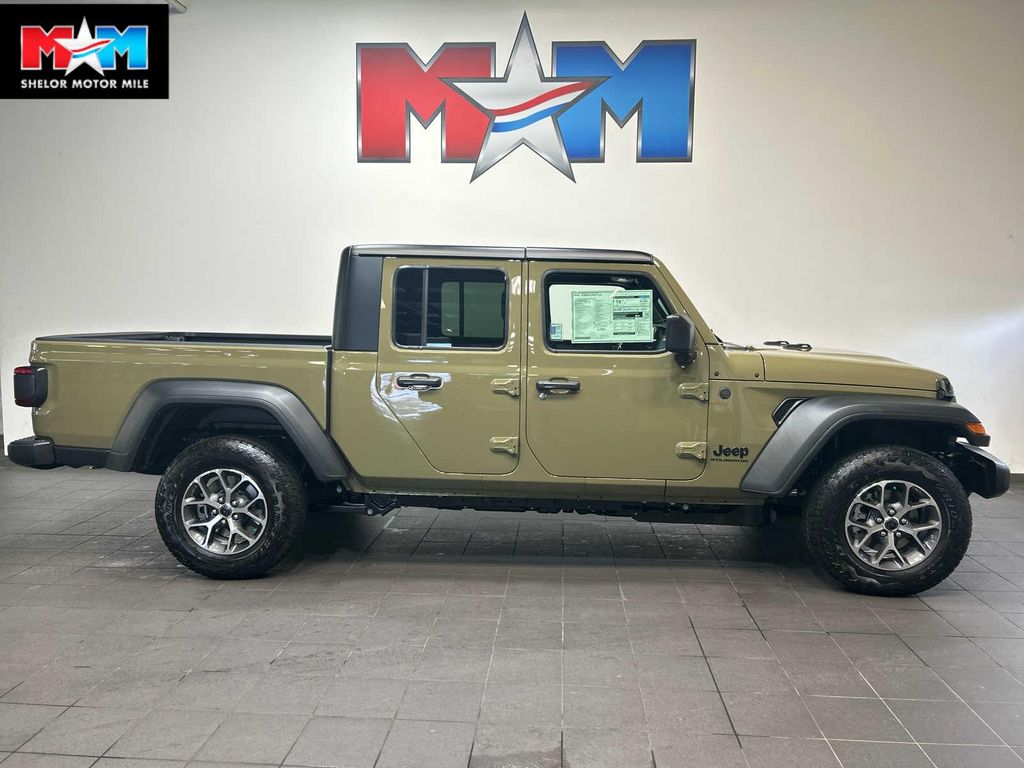 New 2026 Jeep Gladiator Sport S