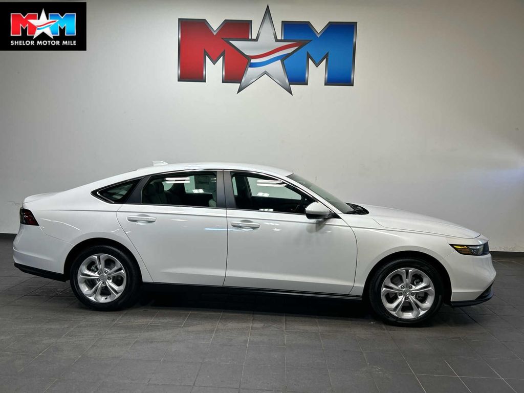 New 2026 Honda Accord LX 1.5T