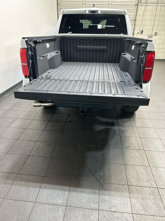 2024 Toyota TACOMA TRD OFF ROAD 照片 10