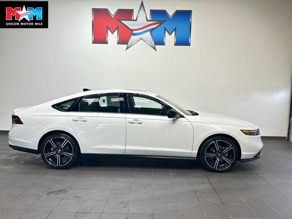 New 2026 Honda Accord SE